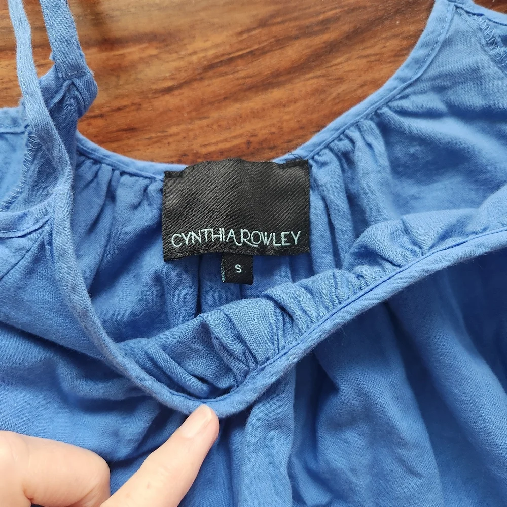 Beautiful Blue Lace Blouse Ladies Shirt Cynthia Rowley Small Off Shoulder
